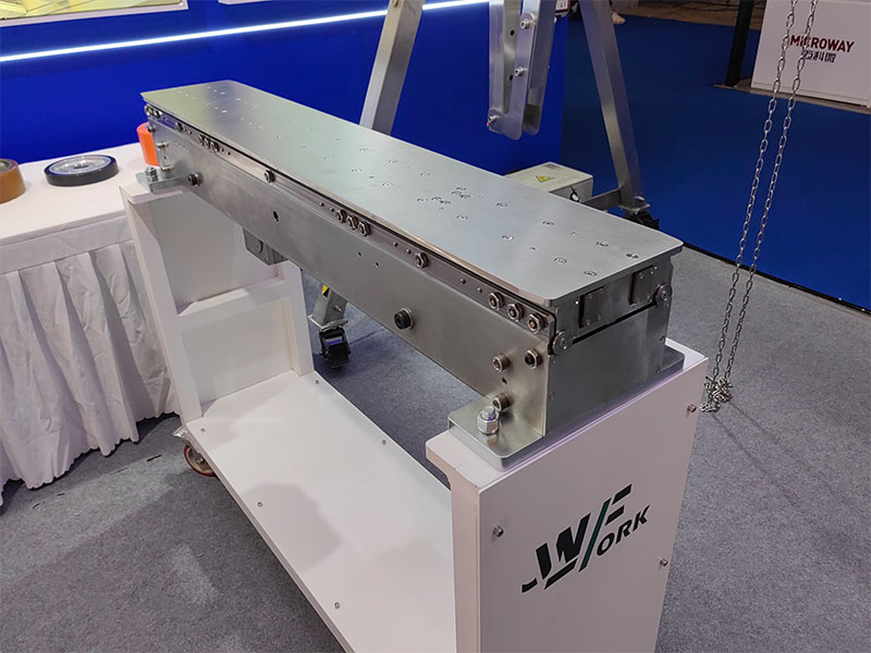 洁净伸缩叉如何为半导体晶圆厂提效？